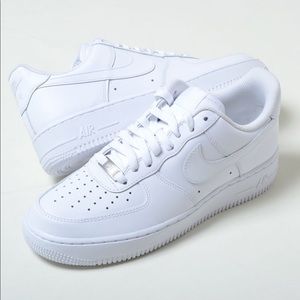 BRAND NEW nike air force 1